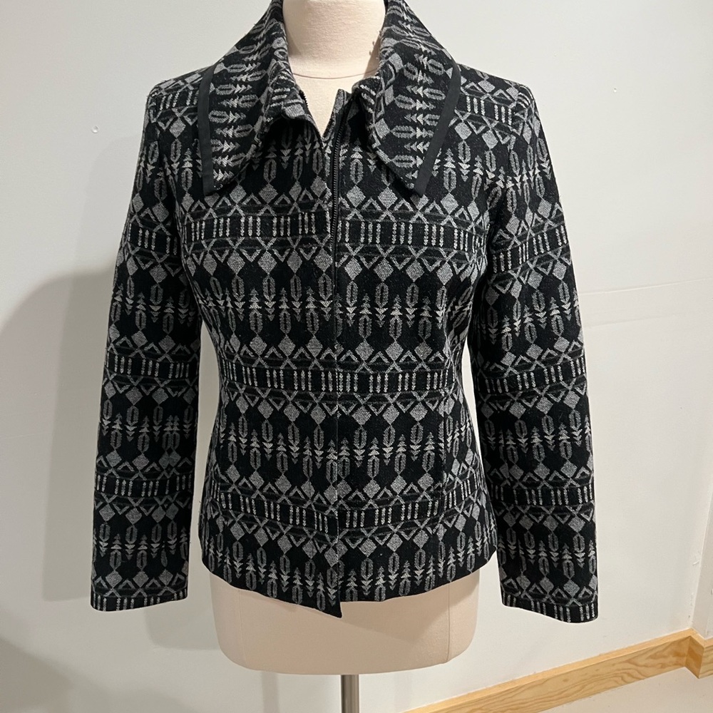 Pendleton wool zip front jacket.